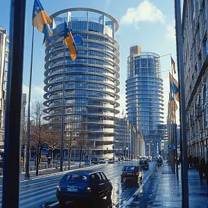 肖战名字的含义女